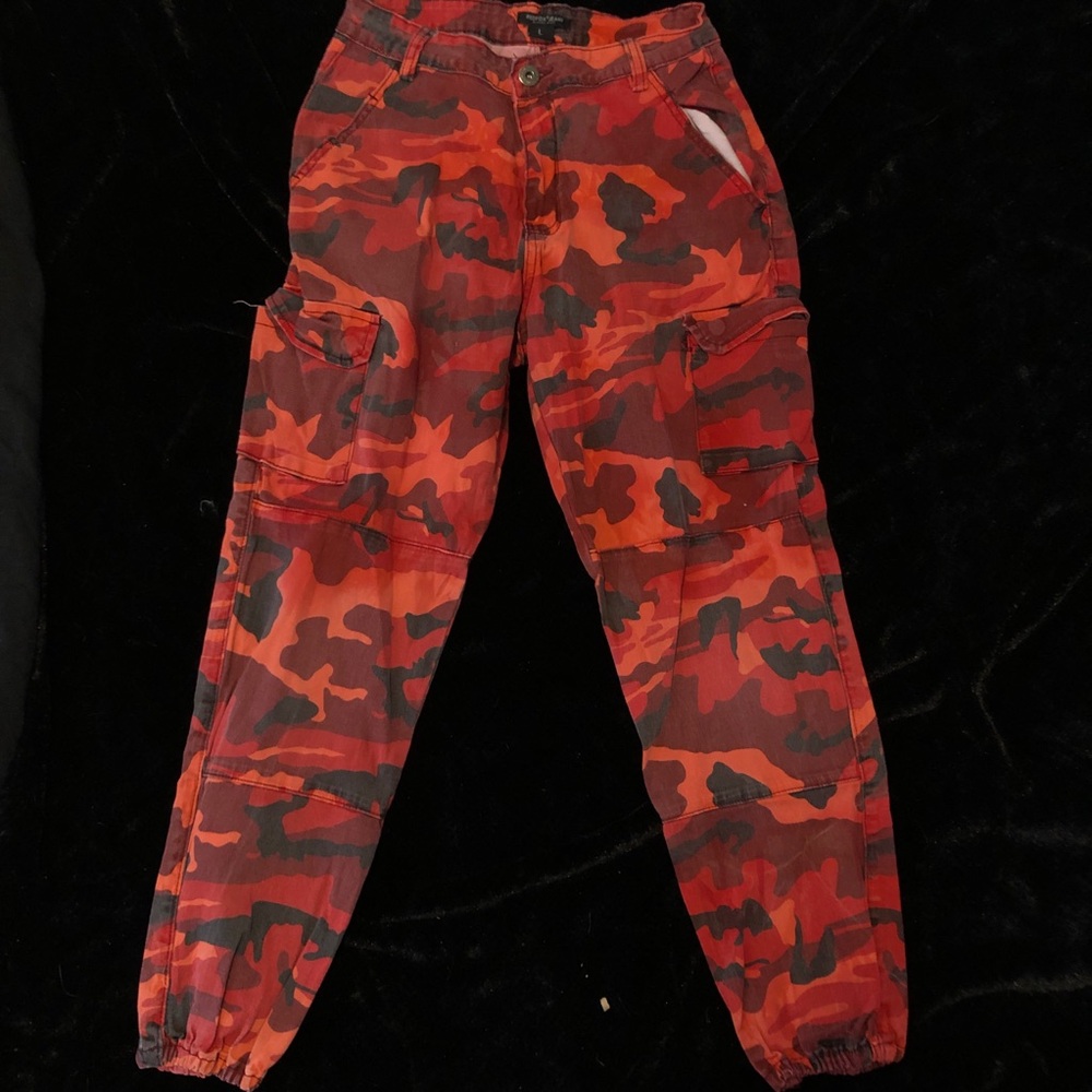 camo cargo pants